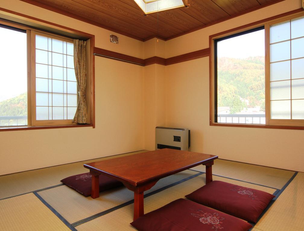 Villa Katashio Nozawaonsen Zewnętrze zdjęcie